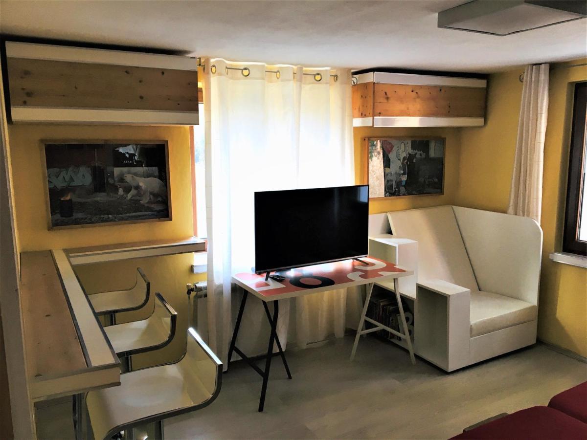 Villa Direkt Am Main Karlstadt Esterno foto