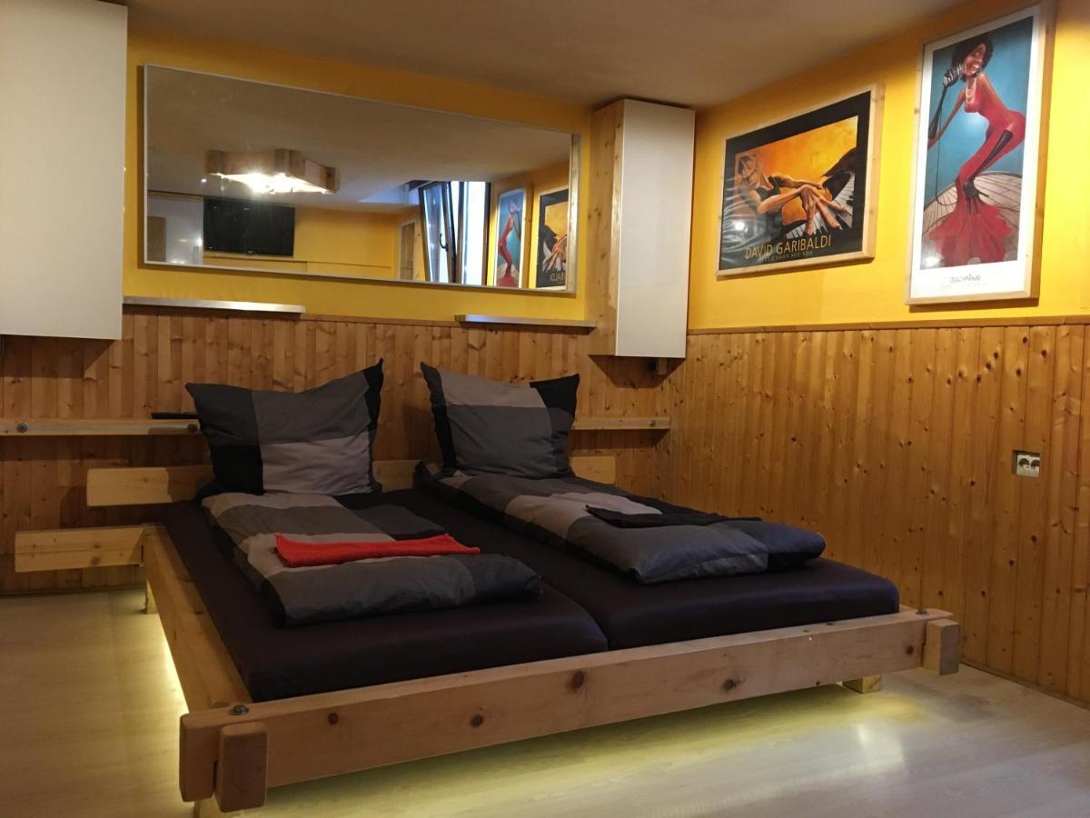 Villa Direkt Am Main Karlstadt Esterno foto