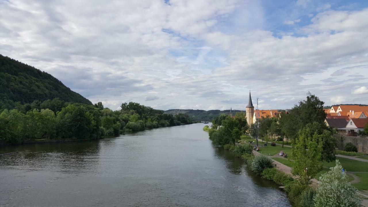 Villa Direkt Am Main Karlstadt Esterno foto